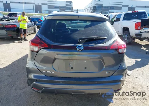 2021 Nissan Kicks Sv Xtronic Cvt из США, поврежденный, VIN 3N1CP5CV2ML516207